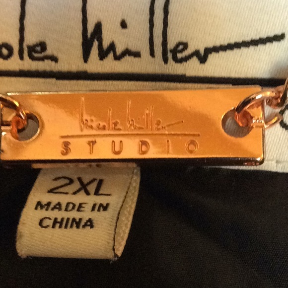 FINAL SALE PRICE Nicole Miller Detailed Blk Hooded Puffer Coat 2XL - Picture 3 of 8